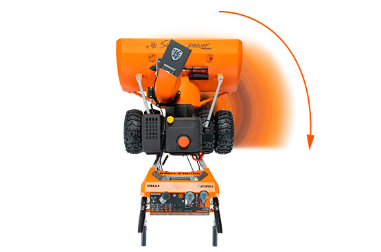 Наличие дифференциала улучшает маневренность и повышает проходимость в зависимости от условий эксплуатации. Разблокировка дифференциала одним нажатием на курок на панели оператора.